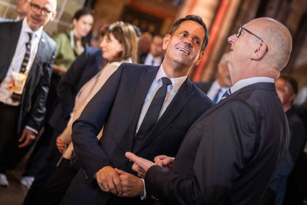 Ökumenischer Gottesdienst im Dom St. Petri Olaf Lies, Ministerpräsident Niedersachsen, mit Dietmar Woidke, Ministerpräsident Brandenburg (von links);Offizielle zentrale Feierlichkeiten zum Tag der Deutschen Einheit 2026 in Bremen, Bremen Bremen Deutschland Innenstadt