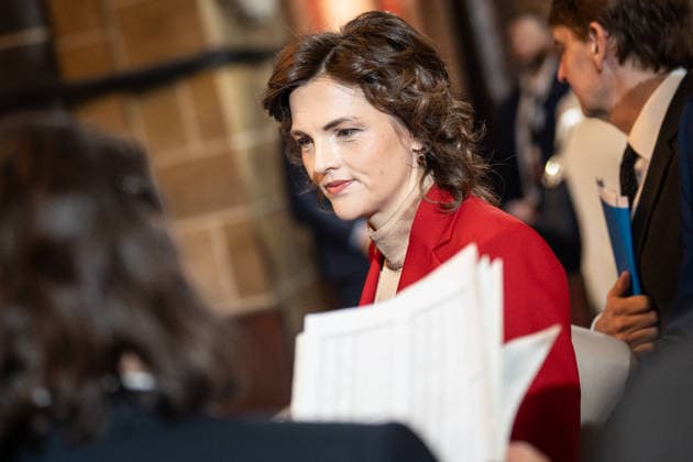 Ökumenischer Gottesdienst im Dom St. Petri Elisabeth Kaiser, Ostbeauftragte der Bundesregierung (rot gekleidet);Offizielle zentrale Feierlichkeiten zum Tag der Deutschen Einheit 2026 in Bremen, Bremen Bremen Deutschland Innenstadt