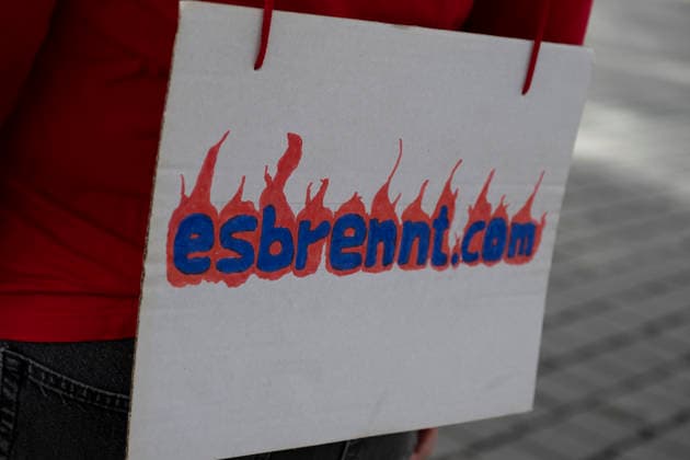 03.10.2026 Pressetermin Initiative Es brennt Menschenkette in Dortmund, Hansaplatz Symbolfoto für esbrennt.com Dortmund Hansaplatz und Westenhellweg NRW Deutschland