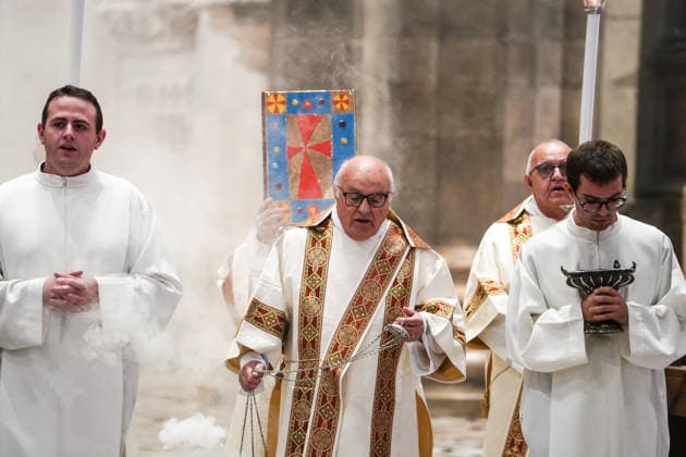 IPA89253298 - MILAN, October 3, 2026 - Ordination ceremony for temporary deacons held in Milan Cathedral by Archbishop Mario Delpini.  Copyright: xEmanuelexRobertoxDexCarlix xx IPA89253298