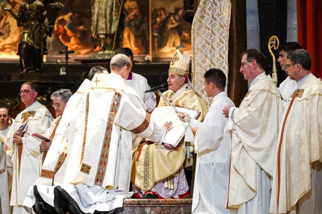 IPA89253384 - MILAN, October 3, 2026 - Ordination ceremony for temporary deacons held in Milan Cathedral by Archbishop Mario Delpini.  Copyright: xEmanuelexRobertoxDexCarlix xx IPA89253384