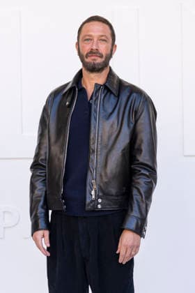 Ebon Moss Bachrach at the photocall for the Céline Spring Summer 2027 Women’s Ready-to-Wear collection during Paris Fashion Week (PFW) at the National Archives Museum in Paris, France, on October 3, 2026. Olivier Borde, Bestimage. Photocall at the Céline fashion show as part of Paris RTW Spring Summer 2027 Fashion Week, held at the Musée National des Archives on October 3, 2026, in Paris, France. Paris, France  Copyright: xOLIVIERxBORDEx xBESTIMAGExOLIVIERxBORDEx xBESTIMAGEx