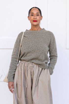 Tracee Ellis Ross at the photocall for the Céline Spring Summer 2027 Women’s Ready-to-Wear collection during Paris Fashion Week (PFW) at the National Archives Museum in Paris, France, on October 3, 2026. Olivier Borde, Bestimage. Photocall at the Céline fashion show as part of Paris RTW Spring Summer 2027 Fashion Week, held at the Musée National des Archives on October 3, 2026, in Paris, France. Paris, France  Copyright: xOLIVIERxBORDEx xBESTIMAGExOLIVIERxBORDEx xBESTIMAGEx