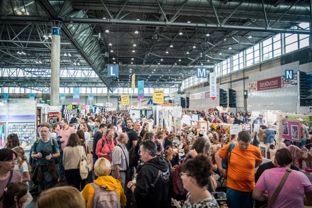 Leipzig, Deutschland, 3. Oktober 2026: Auf der Hobbymesse Leipzig dreht sich alles um Modellbau, Modelleisenbahnen, Spiele, Kreativität, Technik und zahlreiche weitere Freizeitaktivitäten. Tausende Besucher informieren sich über neue Trends, bestaunen detailreiche Modelle und probieren verschiedene Hobbys selbst aus. Dieses Jahr findet auch der Europacup im Speedklettern dort statt Hobbymesse Leipzig 2026
