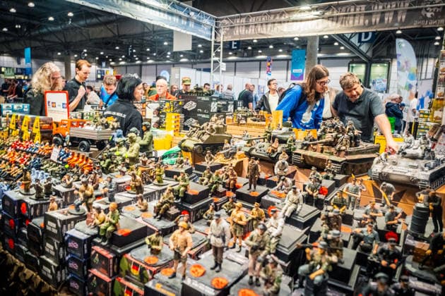 Leipzig, Deutschland, 3. Oktober 2026: Auf der Hobbymesse Leipzig dreht sich alles um Modellbau, Modelleisenbahnen, Spiele, Kreativität, Technik und zahlreiche weitere Freizeitaktivitäten. Tausende Besucher informieren sich über neue Trends, bestaunen detailreiche Modelle und probieren verschiedene Hobbys selbst aus. Dieses Jahr findet auch der Europacup im Speedklettern dort statt Hobbymesse Leipzig 2026