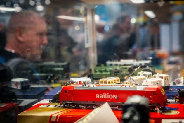 Leipzig, Deutschland, 3. Oktober 2026: Auf der Hobbymesse Leipzig dreht sich alles um Modellbau, Modelleisenbahnen, Spiele, Kreativität, Technik und zahlreiche weitere Freizeitaktivitäten. Tausende Besucher informieren sich über neue Trends, bestaunen detailreiche Modelle und probieren verschiedene Hobbys selbst aus. Dieses Jahr findet auch der Europacup im Speedklettern dort statt Hobbymesse Leipzig 2026