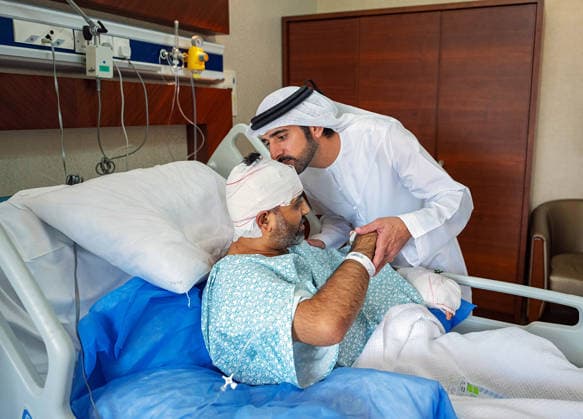 RECORD DATE NOT STATED Dubai Crown Prince Hamdan bin Mohammed Al Maktoum meets Indian pilot Smit Machchhar Abu Dhabi UAE , Oct 03 (ANI): Dubai Crown Prince and UAE Deputy Prime Minister Hamdan bin Mohammed Al Maktoum shows warmth as he inquires about the recovery of Captain Smit Machchhar, who saved hundreds of lives aboard a flydubai flight to Tel Aviv, in Abu Dhabi on Saturday. The pilot is undergoing treatment for injuries sustained in a mid-air attack. (@HamdanMohammed X ANI Photo) Abu Dhabi UAE Copyright: xANIx ANI_20261003233