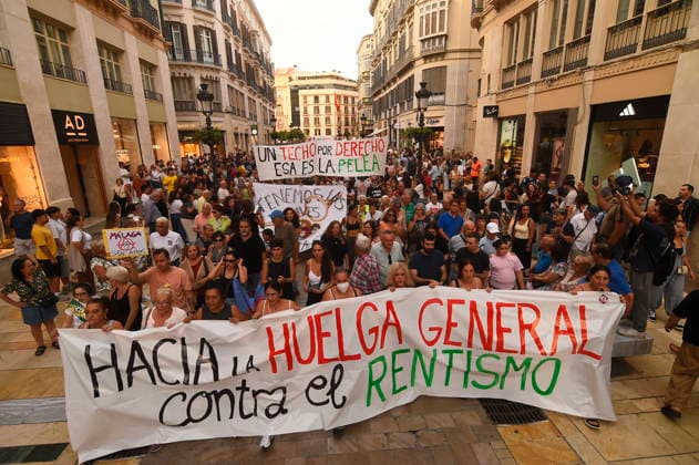 Housing Protest in Málaga Photos from the housing protest in Málaga October 3, 2026, in Málaga, Andalusia, Spain October 3, 2026, in Málaga, Málaga, Spain  Copyright: xÃlexxZeax 7818734
