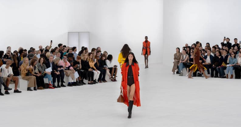 PARIS FASHION WEEK SPRING AND 27 WOMEN S READY-TO-WEAR HERMES sylvie lefort photography MAXPPP 03 10 2026 @Sylvie Lefort Photography MAXPPP October 3, 2026 Models showcase creations from the HERMÈS Women’s Spring Summer 2027 collection during Paris Fashion Week in Paris, France, October 3, 2026. The presentation of the women’s collections ran from September 28 to October 6, 26.  Copyright: xMAXPPPxsylviexlefortxphotographyx LFR202610035947 LFR202610035947
