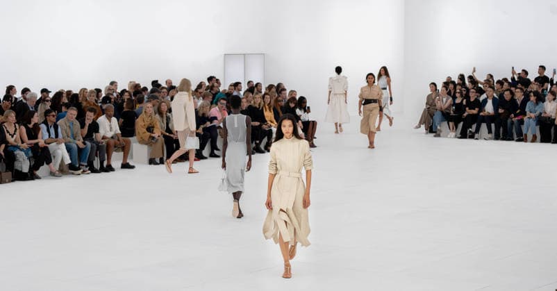 PARIS FASHION WEEK SPRING SUMMER 2027 HERMÈS WOMEN S READY-TO-WEAR sylvie lefort photography MAXPPP 03 10 2026 @Sylvie Lefort Photography MAXPPP October 3, 2026 Models showcase designs from the HERMES Women’s Spring Summer 2027 collection during Paris Fashion Week in Paris, France, October 3, 2026. The presentation of the women’s collections took place from September 28 to October 6, 26.  Copyright: xMAXPPPxsylviexlefortxphotographyx LFR202610035902 LFR202610035902