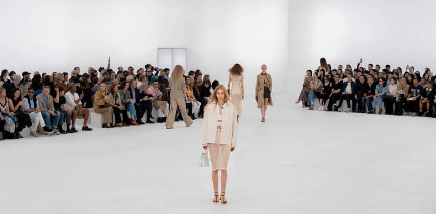 PARIS FASHION WEEK SPRING SUMMER 2027 HERMÈS WOMEN S READY-TO-WEAR sylvie lefort photography MAXPPP 03 10 2026 @Sylvie Lefort Photography MAXPPP October 3, 2026 Models showcase designs from the HERMES Women’s Spring Summer 2027 collection during Paris Fashion Week in Paris, France, October 3, 2026. The presentation of the women’s collections took place from September 28 to October 6, 26.  Copyright: xMAXPPPxsylviexlefortxphotographyx LFR202610035903 LFR202610035903