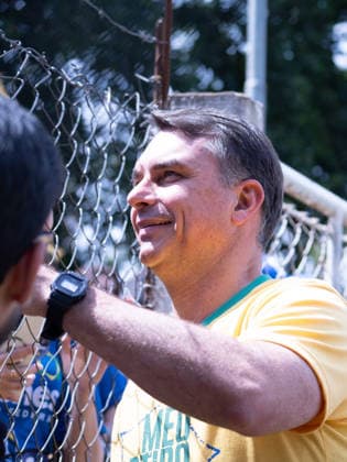 Flavio Bolsonaro and Tarcisio de Freitas attend campaign motorcycle rally in Sao Paulo Flavio Bolsonaro, candidate for President of Brazil, and Sao Paulo Governor Tarcisio de Freitas, candidate for reelection, participate in a campaign motorcycle rally between Santa Barbara d Oeste and Americana, Sao Paulo state, Brazil, on October 3, 2026, on the final day of campaigning for the first round of the 2026 Brazilian elections. The event was also attended by Senate candidates Andre do Prado and Guilherme Derrite. Copyright: xxVitorxBitencourtx