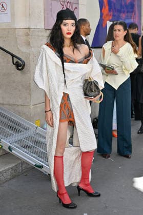 PFW Vivienne Westwood Outside Arrivals Guest arriving at the Vivienne Westwood show during Paris Fashion Week, in Paris, France on 3 October 2026. Photo by Julien Reynaud APS-Medias ABACAPRESS.COM Paris France  Copyright: xReynaudxJulien APS-Medias ABACAx