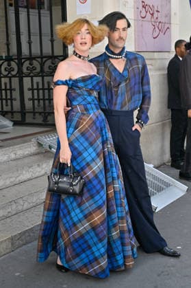 PFW Vivienne Westwood Outside Arrivals Guest arriving at the Vivienne Westwood show during Paris Fashion Week, in Paris, France on 3 October 2026. Photo by Julien Reynaud APS-Medias ABACAPRESS.COM Paris France  Copyright: xReynaudxJulien APS-Medias ABACAx