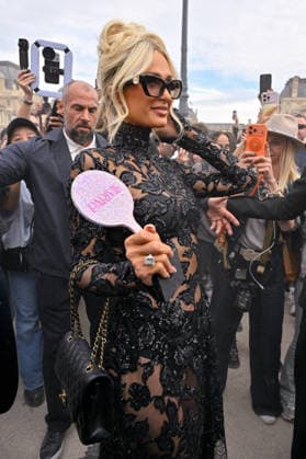 PFW Elie Saab Outside Arrivals Paris Hilton arriving at the Elie Saab show during Paris Fashion Week, in Paris, France on 3 October 2026. Photo by Julien Reynaud APS-Medias ABACAPRESS.COM Paris France  Copyright: xReynaudxJulien APS-Medias ABACAx