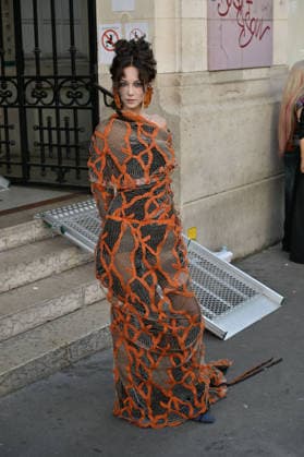PFW Vivienne Westwood Outside Arrivals NiNi Luo arriving at the Vivienne Westwood show during Paris Fashion Week, in Paris, France on 3 October 2026. Photo by Julien Reynaud APS-Medias ABACAPRESS.COM Paris France  Copyright: xReynaudxJulien APS-Medias ABACAx