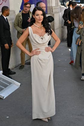 PFW Vivienne Westwood Outside Arrivals Adriana Lima arriving at the Vivienne Westwood show during Paris Fashion Week, in Paris, France on 3 October 2026. Photo by Julien Reynaud APS-Medias ABACAPRESS.COM Paris France  Copyright: xReynaudxJulien APS-Medias ABACAx