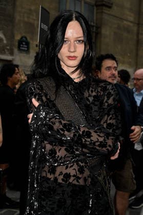 PFW Ann Demeulemeester Outside Arrivals Guest arriving at the Ann Demeulemeester show during Paris Fashion Week, in Paris, France on 3 October 2026. Photo by Julien Reynaud APS-Medias ABACAPRESS.COM Paris France  Copyright: xReynaudxJulien APS-Medias ABACAx