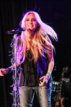 November 20, 2012, Hollywood, California, USA: SASS JORDAN, one of the Canada s most recognizable female rock performers, has died on Saturday at the age of 63. Ã‚ 2026 Photo Hollywood USA - ZUMAl167 20121120_znp_l167_001 Copyright: xRonxLyonx