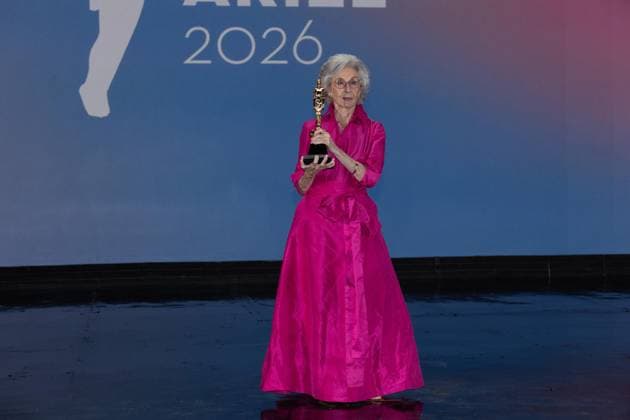 October 4, 2026: TO-45341 & x2013; Mexico City. October 3, 2026. Rosita Arenas wins an Ariel Award at the 68th Ariel Awards ceremony presented by the Mexican Academy of Cinematographic Arts and Sciences (AMACC), held at Churubusco Studios in Mexico City. Clasos.com.mx - ZUMAcs4_ 20261004_faa_cs4_058 Copyright: xMikaxRoblesx