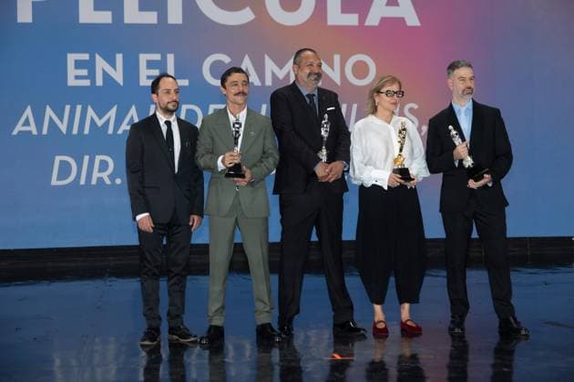 October 4, 2026: TO-45341 & x2013; Mexico City. October 3, 2026. Mariano L& xf3;pez Sosa, Osvaldo SAnchez and David Pablos wins an Ariel Award for the movie En el camino at the 68th Ariel Awards ceremony presented by the Mexican Academy of Cinematographic Arts and Sciences (AMACC), held at Churubusco Studios in Mexico City. Clasos.com.mx - ZUMAcs4_ 20261004_faa_cs4_088 Copyright: xMikaxRoblesx