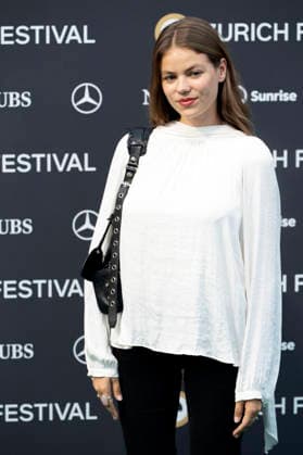 Yael Meier bei der Premiere des Kinofilms De Rägebogefisch auf dem 22. Zurich Film Festival im Corso. Zürich, 03.10.2026