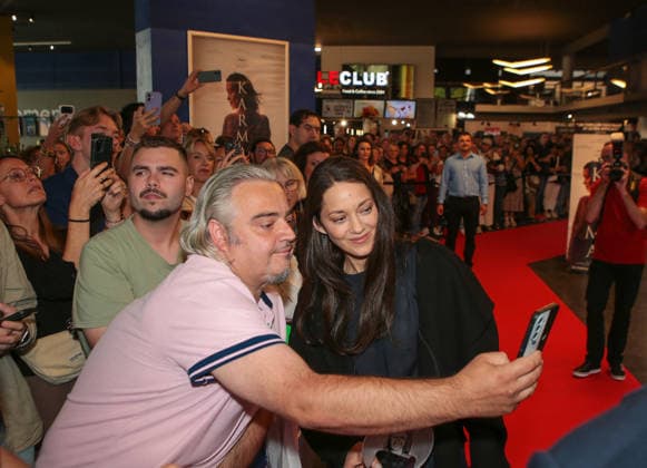 Marion Cotillard at the premiere of the film *Karma* at the Kinepolis cinema in Lomme, France, on October 3, 2026. Stéphane Vansteenkiste, Bestimage. Premiere of the film *Karma* at the Kinepolis cinema in Lomme, France, on October 3, 2026. Lomme, unknown  Copyright: xVANSTEENKISTExSTEPHANEx xBESTIMAGExVANSTEENKISTExSTEPHANEx xBESTIMAGEx