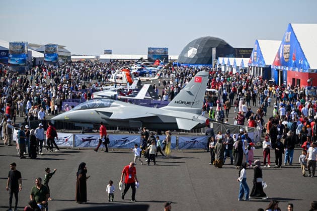 TEKNOFEST Southeast in Turkiye s Sanliurfa SANLIURFA, TURKIYE - OCTOBER 04: Visitors view HURJET, Turkiye s domestically developed jet trainer and light attack aircraft, on display during TEKNOFEST at Sanliurfa GAP Airport in Sanliurfa, Turkiye, on October 04, 2026. The festival is organized by the Turkish Ministry of Industry and Technology and the T3 Foundation, with Anadolu serving as its Global Communication Partner. Adsiz Gunebakan Anadolu Sanliurfa Turkey. Editorial use only. Please get in touch for any other usage.  Copyright: x2026xAnadoluxAdsizxGunebakanx