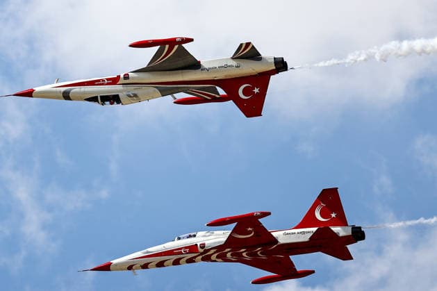 TEKNOFEST Southeast in Turkiye s Sanliurfa SANLIURFA, TURKIYE - OCTOBER 4: The Turkish Stars aerobatic team performs an air show during during TEKNOFEST Southeast, world s largest aviation, space, and technology festival at Sanliurfa GAP Airport in Sanliurfa, Turkiye, on October 4, 2026. Mustafa Ciftci Anadolu Sanliurfa Turkey. Editorial use only. Please get in touch for any other usage.  Copyright: x2026xAnadoluxMustafaxCiftcix