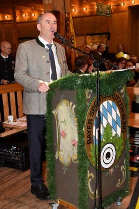 Hubert Aiwanger STV Ministerpräsident München 04.10.2026 Theresienwiesn Oktoberfest- Schützen Festzelt Landesschießens Siegerehrung des diesjährigen Schützenkönige Foto München