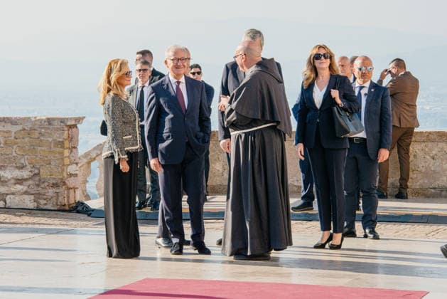 IPA89293603 - ASSISI October 4, 2026 Basilica of St. Francis celebration of the feast of St. Francis, patron saint of Italy, with the participation of President of the Republic Sergio Mattarella. Upon his arrival, Undersecretary of State Alfredo Mantovano is welcomed by the Custos of the Sacred Convent, Marco Moroni.  Copyright: xemanuelaxbianconix xx IPA89293603