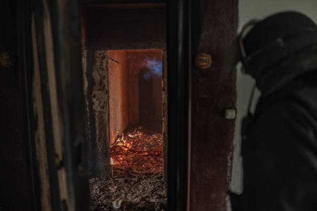 Aftermath of Russian attack on Ukraine s Kramatorsk KRAMATORSK, UKRAINE - OCTOBER 4: Ukrainian firefighters try to put out a fire following several Russian attacks on a residential area in Kramatorsk, Ukraine, 4 October 2026 Diego Herrera Carcedo Anadolu Kramatorsk Ukraine. Editorial use only. Please get in touch for any other usage.  Copyright: x2026xAnadoluxDiegoxHerreraxCarcedox