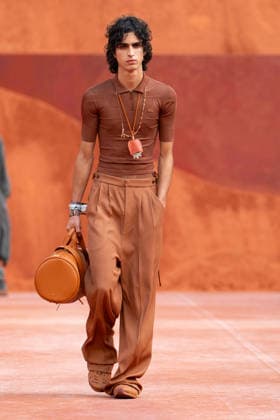 PFW Lacoste - Runway LZ A model walks the runway during the Lacoste Womenswear Spring Summer 2027 show as part of Paris Fashion Week on October 4, 2026 at Roland Garros in Paris, France. Photo by Laurent Zabulon ABACAPRESS.COM  Copyright: xZabulonxLaurent ABACAx