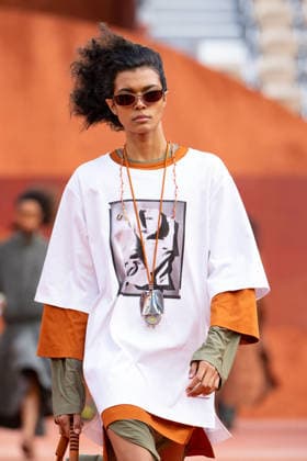 PFW Lacoste - Runway LZ A model walks the runway during the Lacoste Womenswear Spring Summer 2027 show as part of Paris Fashion Week on October 4, 2026 at Roland Garros in Paris, France. Photo by Laurent Zabulon ABACAPRESS.COM  Copyright: xZabulonxLaurent ABACAx
