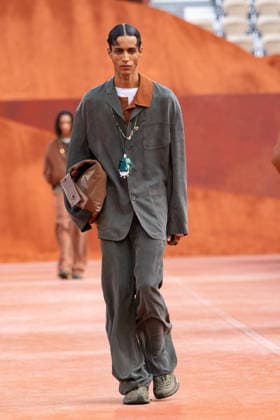 PFW Lacoste - Runway LZ A model walks the runway during the Lacoste Womenswear Spring Summer 2027 show as part of Paris Fashion Week on October 4, 2026 at Roland Garros in Paris, France. Photo by Laurent Zabulon ABACAPRESS.COM  Copyright: xZabulonxLaurent ABACAx