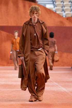 PFW Lacoste - Runway LZ A model walks the runway during the Lacoste Womenswear Spring Summer 2027 show as part of Paris Fashion Week on October 4, 2026 at Roland Garros in Paris, France. Photo by Laurent Zabulon ABACAPRESS.COM  Copyright: xZabulonxLaurent ABACAx
