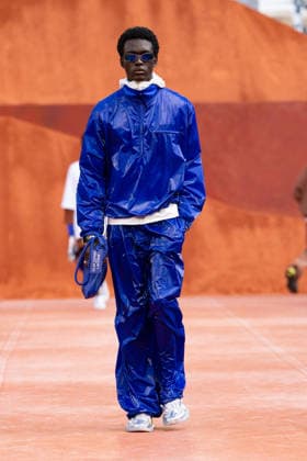 PFW Lacoste - Runway LZ A model walks the runway during the Lacoste Womenswear Spring Summer 2027 show as part of Paris Fashion Week on October 4, 2026 at Roland Garros in Paris, France. Photo by Laurent Zabulon ABACAPRESS.COM  Copyright: xZabulonxLaurent ABACAx
