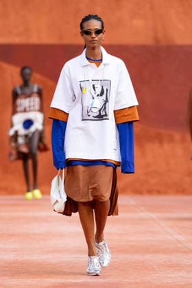 PFW Lacoste - Runway LZ A model walks the runway during the Lacoste Womenswear Spring Summer 2027 show as part of Paris Fashion Week on October 4, 2026 at Roland Garros in Paris, France. Photo by Laurent Zabulon ABACAPRESS.COM  Copyright: xZabulonxLaurent ABACAx