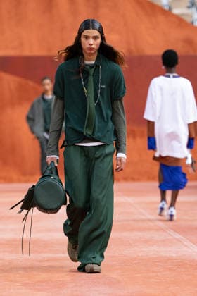 PFW Lacoste - Runway LZ A model walks the runway during the Lacoste Womenswear Spring Summer 2027 show as part of Paris Fashion Week on October 4, 2026 at Roland Garros in Paris, France. Photo by Laurent Zabulon ABACAPRESS.COM  Copyright: xZabulonxLaurent ABACAx