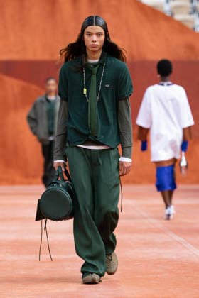 PFW Lacoste - Runway LZ A model walks the runway during the Lacoste Womenswear Spring Summer 2027 show as part of Paris Fashion Week on October 4, 2026 at Roland Garros in Paris, France. Photo by Laurent Zabulon ABACAPRESS.COM  Copyright: xZabulonxLaurent ABACAx