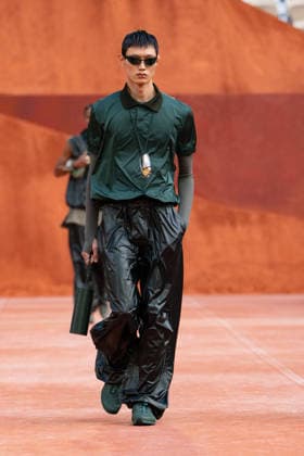 PFW Lacoste - Runway LZ A model walks the runway during the Lacoste Womenswear Spring Summer 2027 show as part of Paris Fashion Week on October 4, 2026 at Roland Garros in Paris, France. Photo by Laurent Zabulon ABACAPRESS.COM  Copyright: xZabulonxLaurent ABACAx