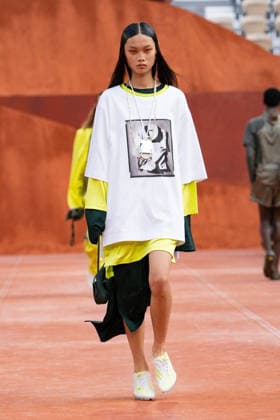 PFW Lacoste - Runway LZ A model walks the runway during the Lacoste Womenswear Spring Summer 2027 show as part of Paris Fashion Week on October 4, 2026 at Roland Garros in Paris, France. Photo by Laurent Zabulon ABACAPRESS.COM  Copyright: xZabulonxLaurent ABACAx