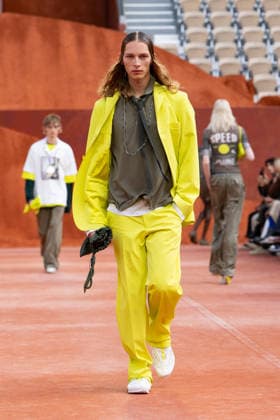 PFW Lacoste - Runway LZ A model walks the runway during the Lacoste Womenswear Spring Summer 2027 show as part of Paris Fashion Week on October 4, 2026 at Roland Garros in Paris, France. Photo by Laurent Zabulon ABACAPRESS.COM  Copyright: xZabulonxLaurent ABACAx