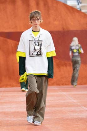 PFW Lacoste - Runway LZ A model walks the runway during the Lacoste Womenswear Spring Summer 2027 show as part of Paris Fashion Week on October 4, 2026 at Roland Garros in Paris, France. Photo by Laurent Zabulon ABACAPRESS.COM  Copyright: xZabulonxLaurent ABACAx