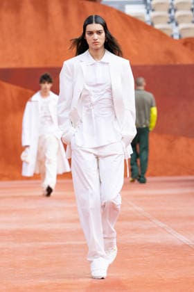 PFW Lacoste - Runway LZ A model walks the runway during the Lacoste Womenswear Spring Summer 2027 show as part of Paris Fashion Week on October 4, 2026 at Roland Garros in Paris, France. Photo by Laurent Zabulon ABACAPRESS.COM  Copyright: xZabulonxLaurent ABACAx