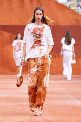 PFW Lacoste - Runway LZ A model walks the runway during the Lacoste Womenswear Spring Summer 2027 show as part of Paris Fashion Week on October 4, 2026 at Roland Garros in Paris, France. Photo by Laurent Zabulon ABACAPRESS.COM  Copyright: xZabulonxLaurent ABACAx