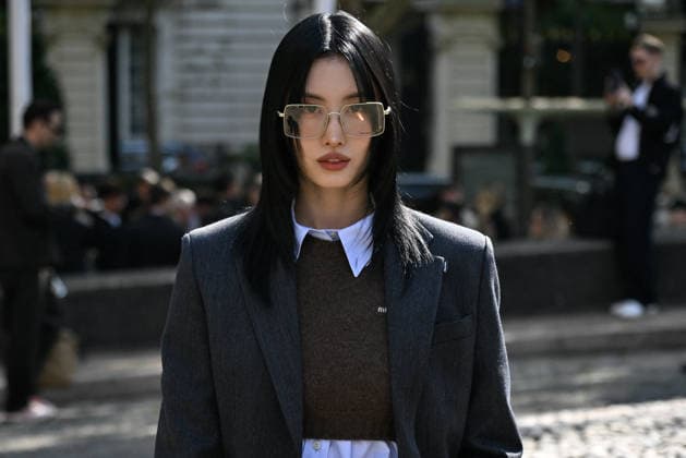 PFW Miu Miu Outside Arrivals Momo arriving at the Miu Miu show during Paris Fashion Week, in Paris, France on 4 October 2026. Photo by Julien Reynaud APS-Medias ABACAPRESS.COM Paris France  Copyright: xReynaudxJulien APS-Medias ABACAx