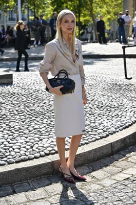 PFW Miu Miu Outside Arrivals Leonie Hanne arriving at the Miu Miu show during Paris Fashion Week, in Paris, France on 4 October 2026. Photo by Julien Reynaud APS-Medias ABACAPRESS.COM Paris France  Copyright: xReynaudxJulien APS-Medias ABACAx