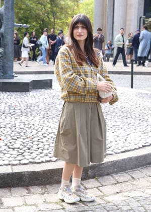Marguerite at the Miu Miu Women’s Ready-to-Wear Spring Summer 2027 fashion show during Paris Fashion Week (PFW) on October 4, 2026. Photo by Denis Guignebourg, Bestimage. Miu Miu Women’s’s Ready-to-Wear Collection Spring Summer 2027 at Paris Fashion Week (PFW) on October 4, 2026, Paris, France  Copyright: xDenisxGuignebourgx xBestimagexDenisxGuignebourgx xBestimagex