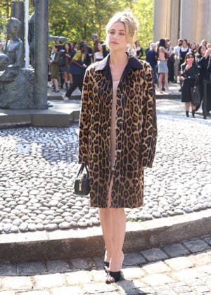 Lili Reinhart at the Miu Miu Women’s Ready-to-Wear Spring Summer 2027 fashion show during Paris Fashion Week (PFW) on October 4, 2026. Denis Guignebourg, Bestimage. Miu Miu Women’s’s Ready-to-Wear Collection Spring Summer 2027 at Paris Fashion Week (PFW) on October 4, 2026, Paris, France  Copyright: xDenisxGuignebourgx xBestimagexDenisxGuignebourgx xBestimagex